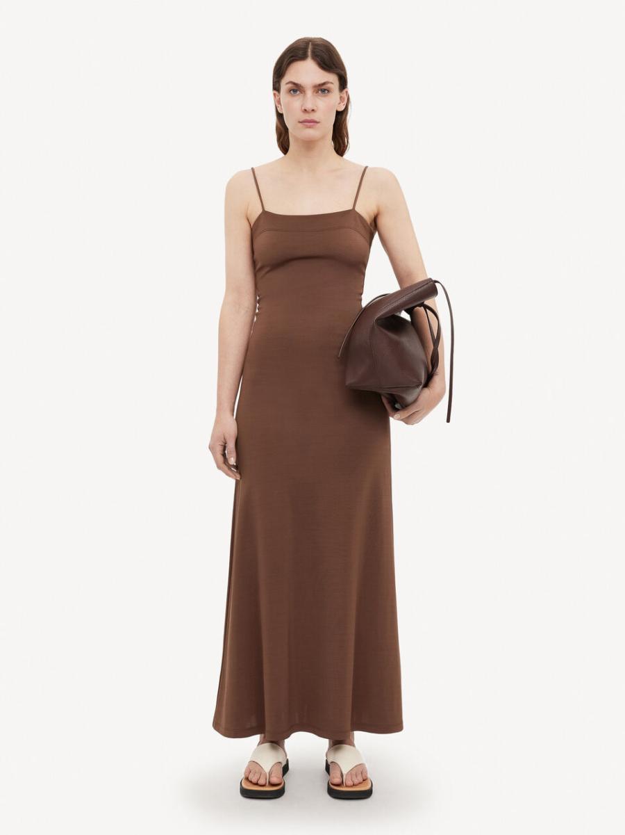 Économique By Malene Birger Robe Longue Catania Warm Brown Femme Robes