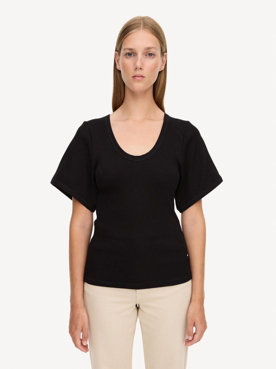 T-Shirt Lunai By Malene Birger Black T-Shirts Et Sweats Femme Exceptionnel - 2