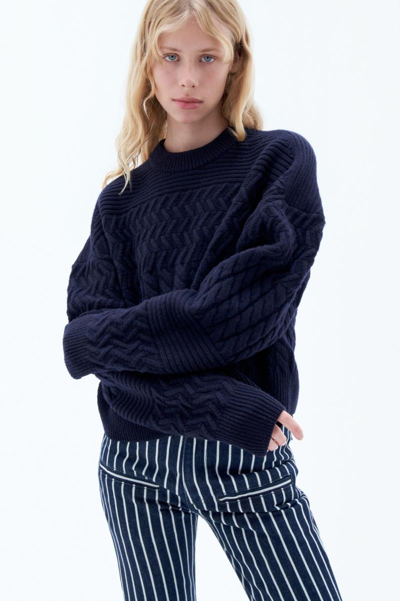 Filippa K Femme Maille Navy Boxy Braided Sweater - 3