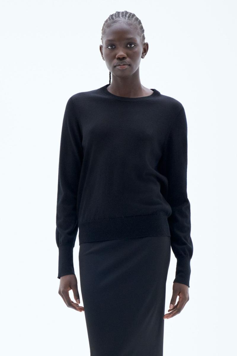 Filippa K Black Merino R-Neck Sweater Maille Femme