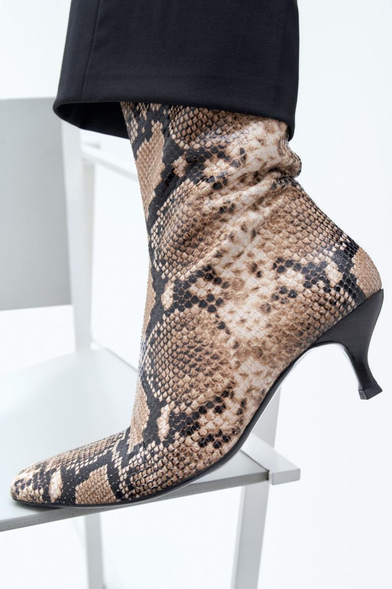 Filippa K Chaussures Printed Beige Snake Femme Bottines À Bout Carré - 3
