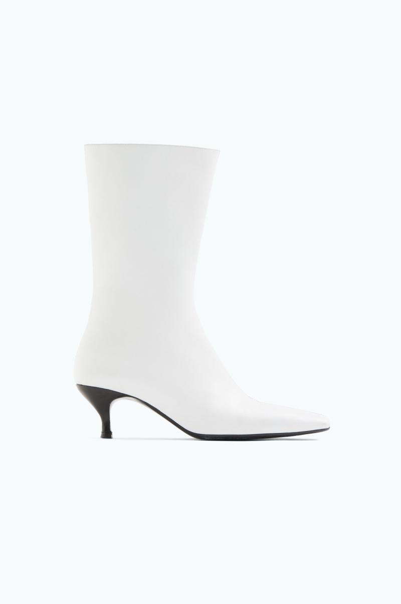 Chaussures Filippa K White Bottines À Bout Carré Femme